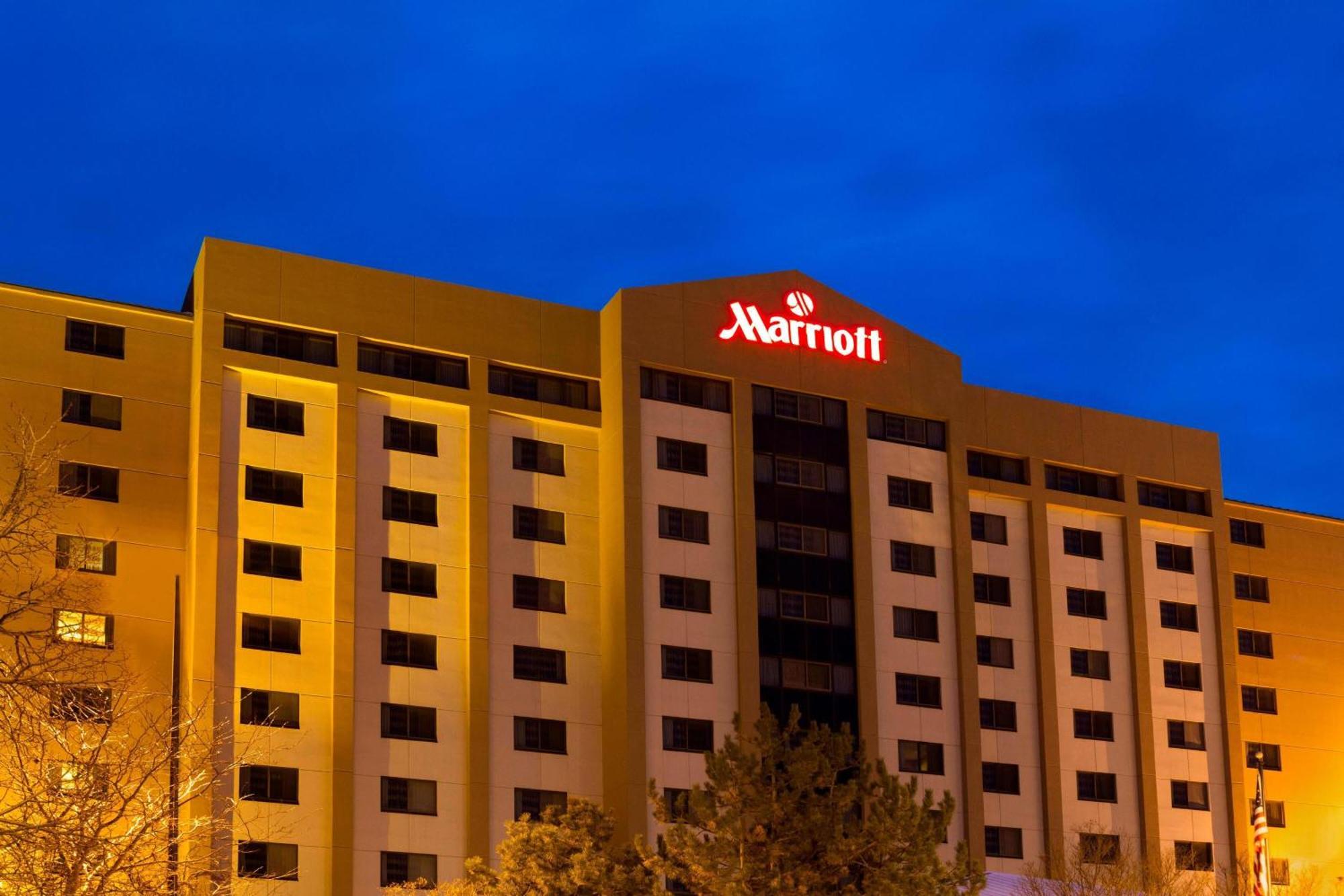 Madison Marriott West Hotel Middleton Exterior photo